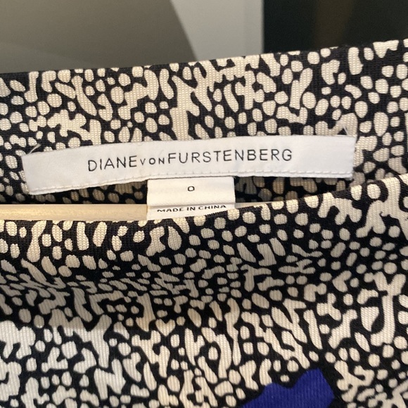 DVF Dress 0 - Picture 2 of 3